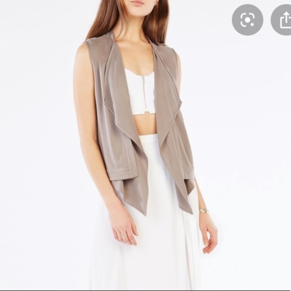 BCBGMaxazria Ryland Draped Front Vest in Taupe size XS - Picture 4 of 9